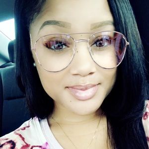 Meet your Posher, Imani